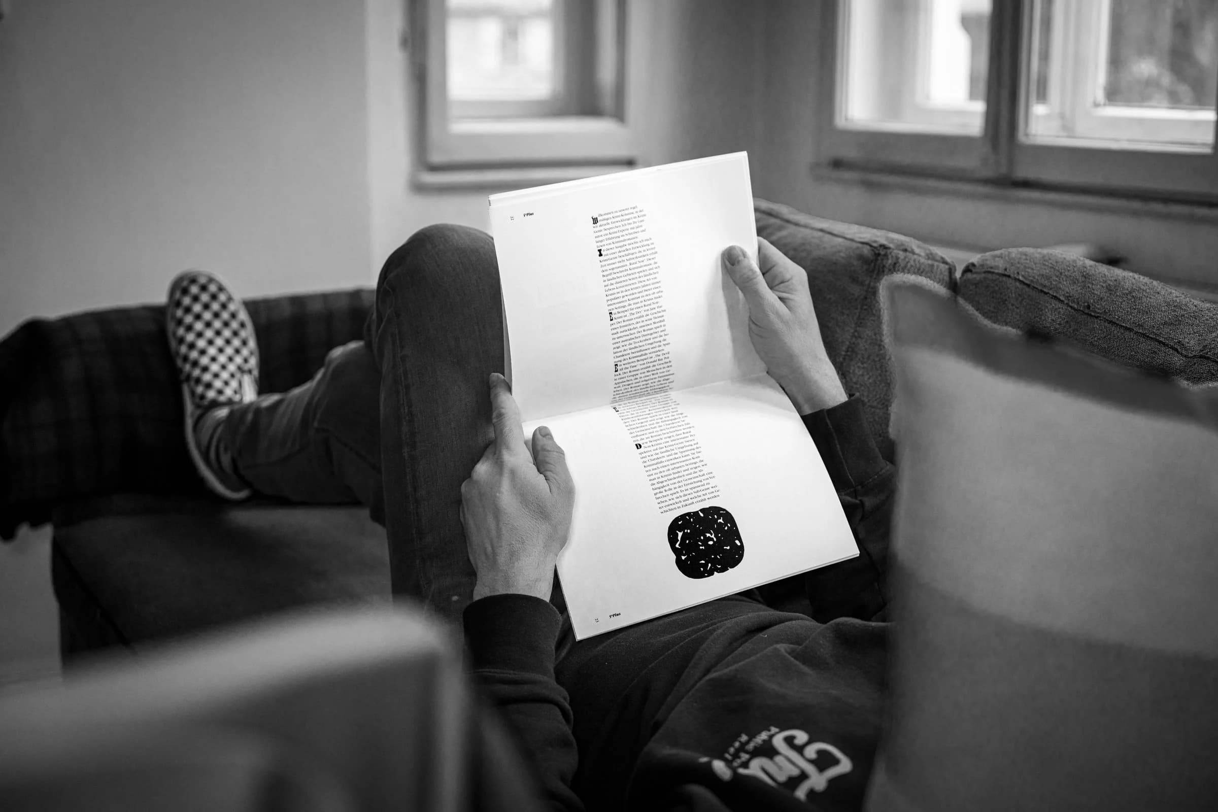 Emil Vorbrugg - Eggshell paper with analog typography