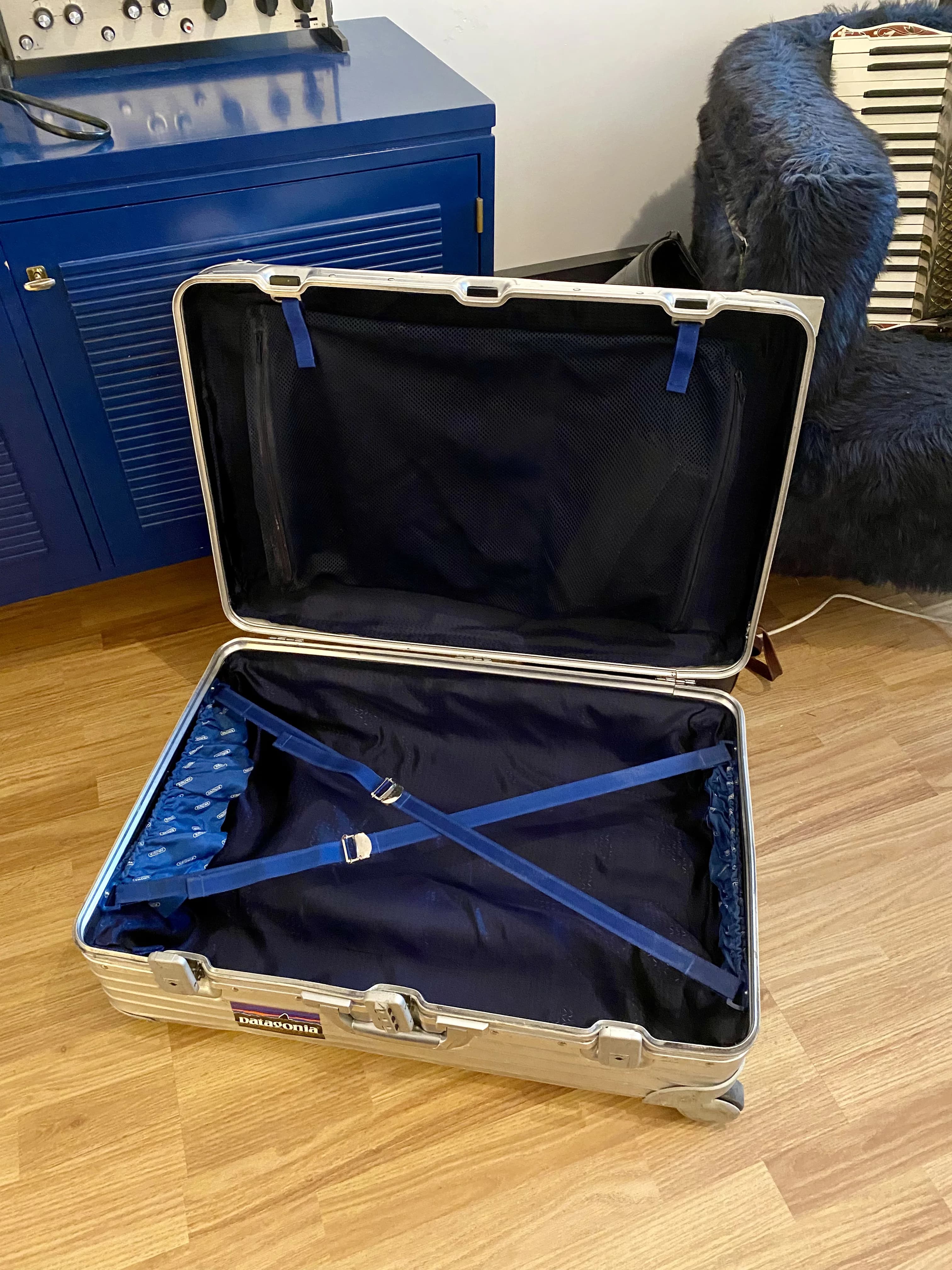 Emil Vorbrugg - Wood carving detail